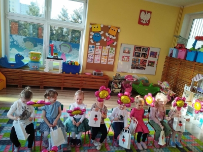 335009701_1252015579080349_241126122242355980_n