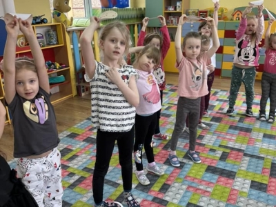 332273727_992270532159964_2529818118000381621_n