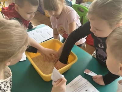 332860996_1367256340785973_7426334170094344936_n