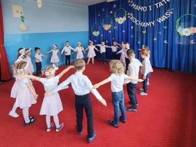 349252735_1173002277433118_773336642865745054_n