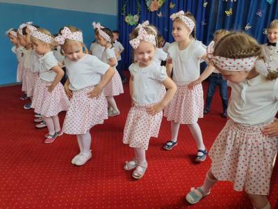 349304887_922451018844401_1605848010429498131_n