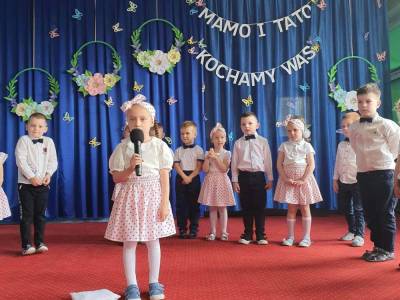 349640045_1385416445647435_9181222038187643706_n