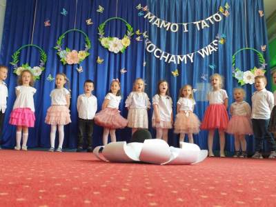 350064159_2000735830269506_8726913513033021918_n