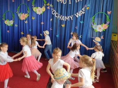 350091492_904294393968734_7604769833969215419_n