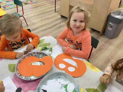 394263354_700512615460160_4742731243043405760_n