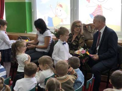 387529904_1275019569875883_4278296701360879625_n