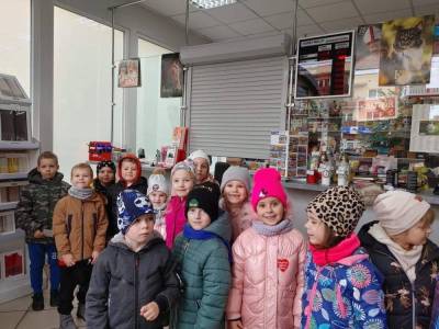 369930566_1725099478012110_1685335413714021797_n