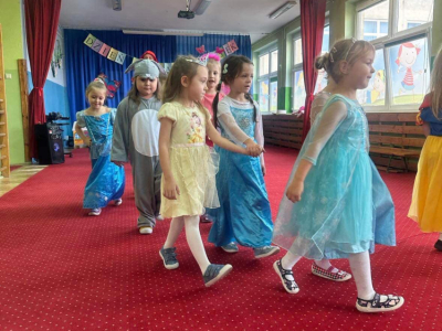 399892980_797146945547765_7894874193657740965_n