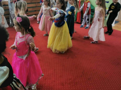 400099426_797149318880861_1475300937303737673_n