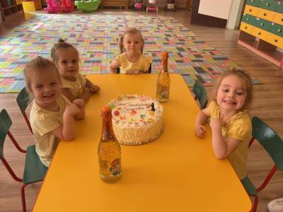 380847766_1763340610775989_7299581325552450831_n