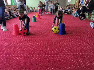 343422353_1562685137559092_2207713851669798646_n