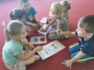 381275976_281849238042884_2439643921527378519_n