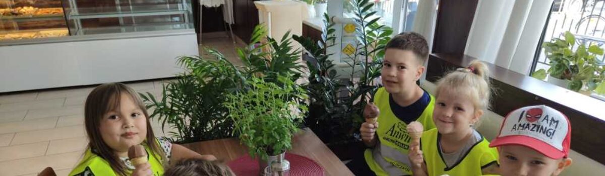 Wyjście grupy 5-latków na lody