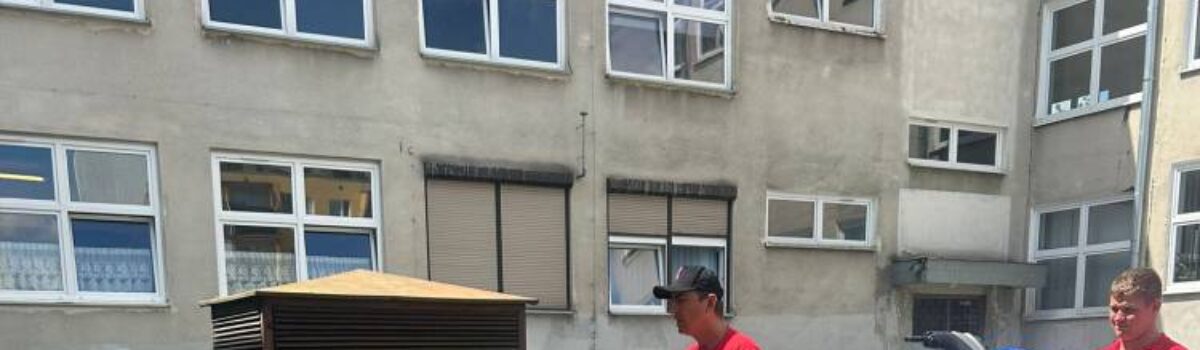 Spotkanie przedszkolaków z ratownikami WOPR na temat bezpiecznych wakacji