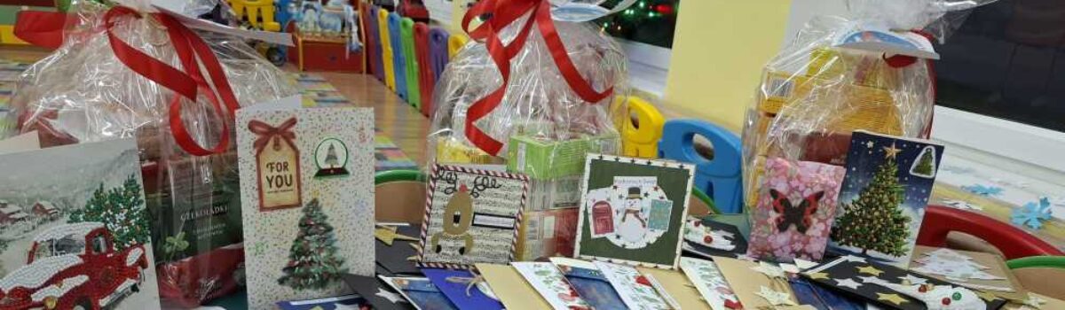 Podsumowanie akcji charytatywnej ,,ŚWIĄTECZNA KARTKA I HERBATKA DLA SENIORA’’