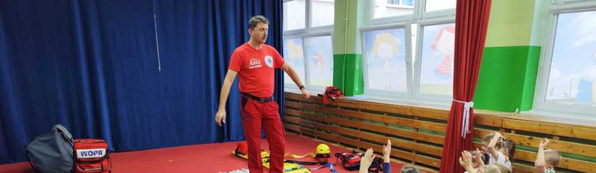 Zajęcia edukacyjne ,,Pierwsza pomoc przedmedyczna”
